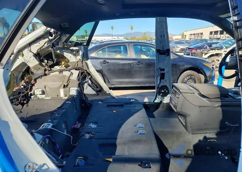 2025 Audi Q8 Premium Plus S-Line z USA, uszkodzony, nr VIN WA1EVBF13SD003791